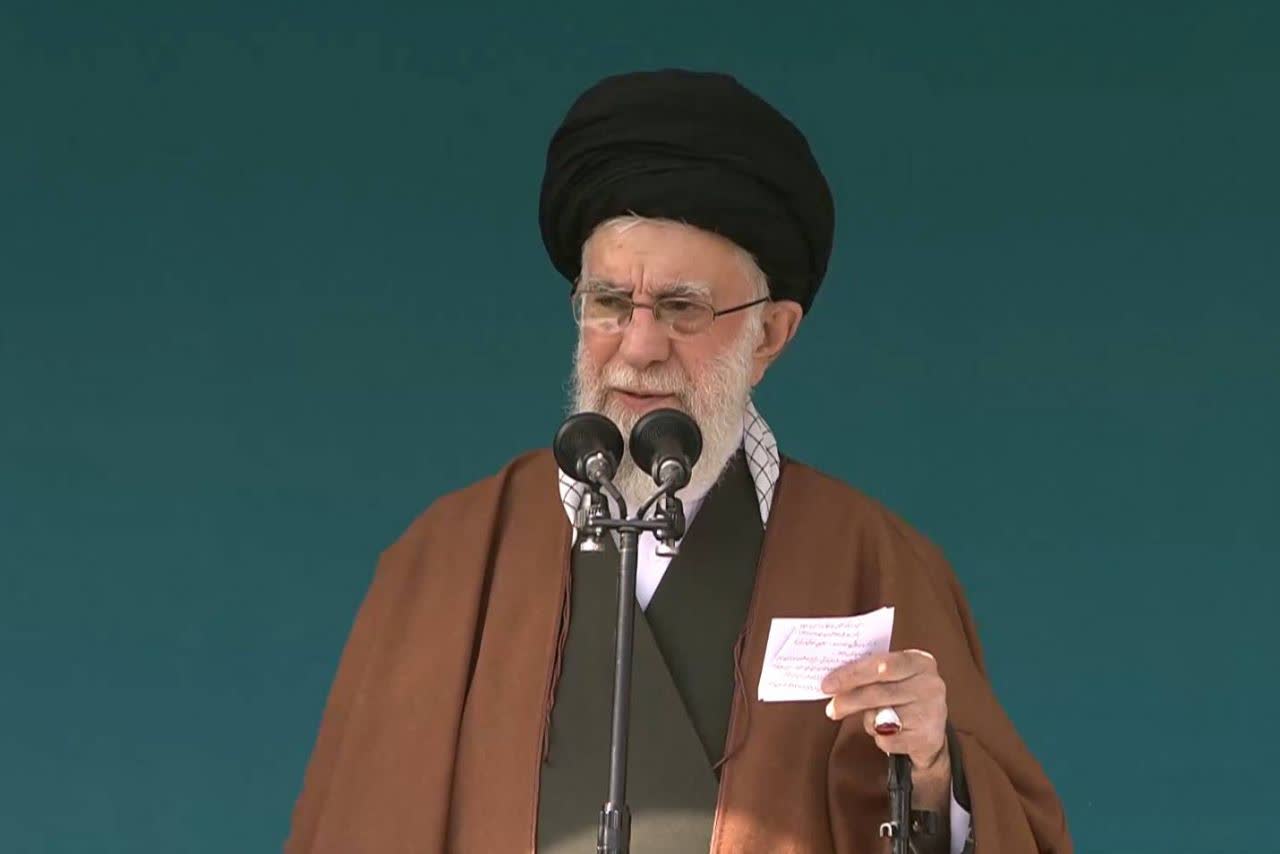 دشمن با اتحاد و یکدستی ملت ایران مخالف است/ مشکلات بزرگ کشور را می‌شود با اراده قوی برطرف کرد